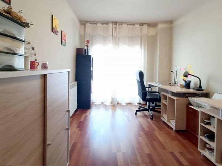 3 bedrooms apartment for sale in Lleida, Spain - Image 9