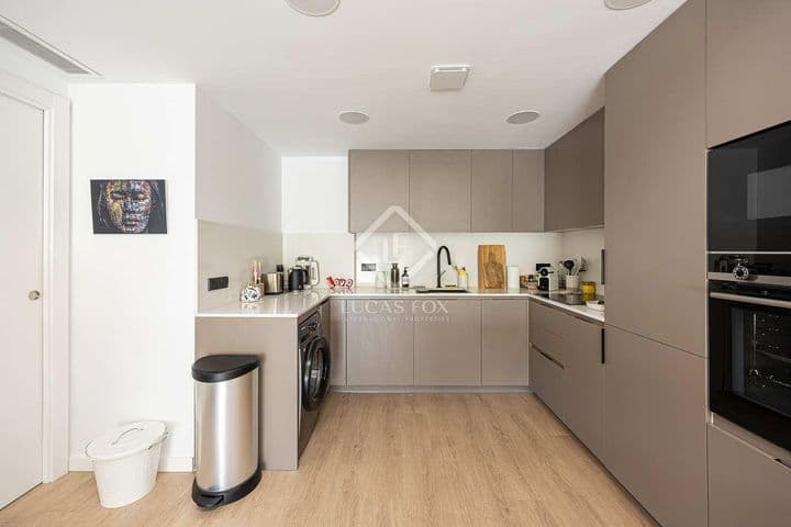 3 bedrooms apartment for rent in Barcelona, Spain - Image 8