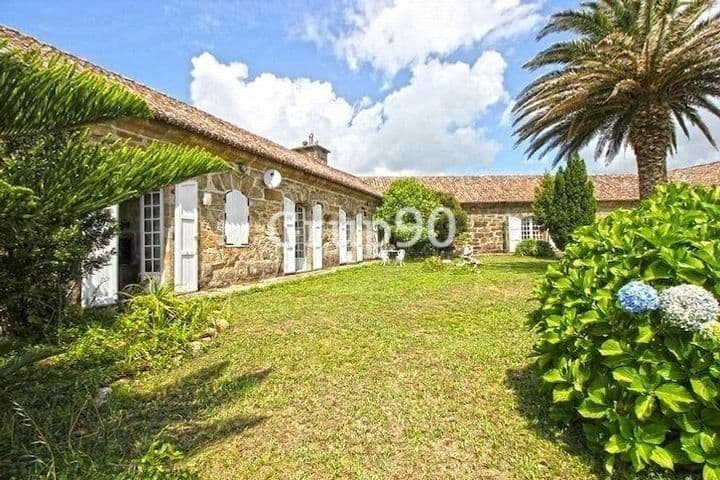 House for sale in Santiago de Compostela, Spain - Image 2