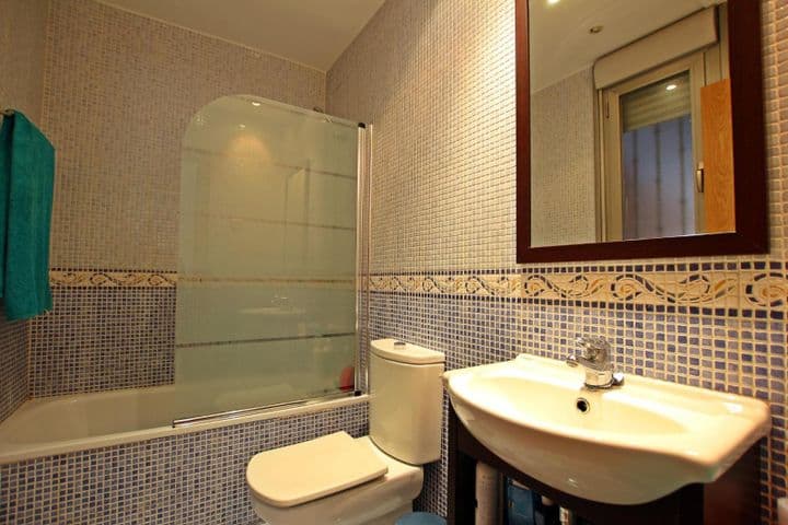 1 bedroom apartment for rent in Madrid, Spain - Image 6