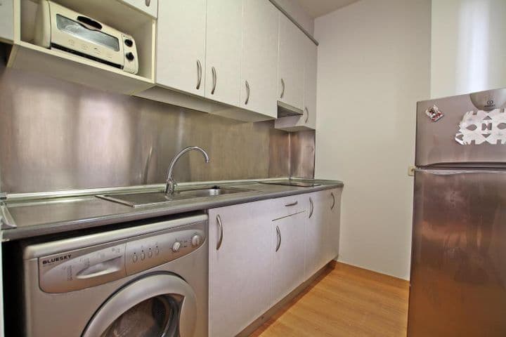 1 bedroom apartment for rent in Madrid, Spain - Image 3