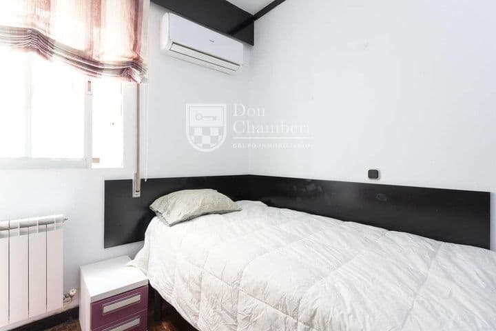 2 bedrooms apartment for rent in Chamberi, Spain - Image 8