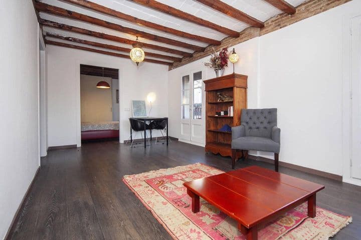 2 bedrooms apartment for rent in El Raval, Spain - Image 8