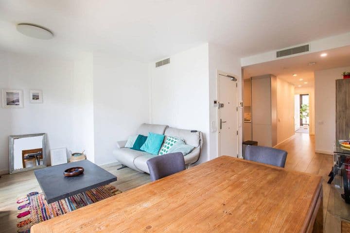 3 bedrooms apartment for rent in El Raval, Spain - Image 9