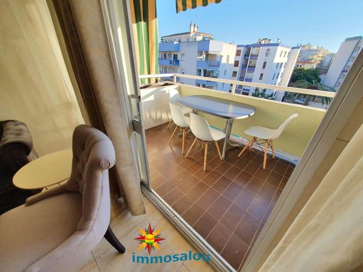 2 bedrooms apartment for sale in Salou de Llevant, Spain