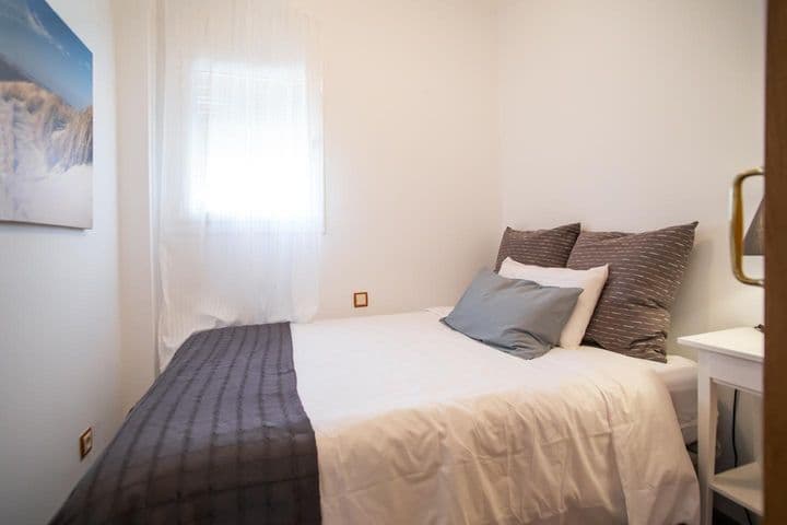 2 bedrooms apartment for rent in Poblenou, Spain - Image 12