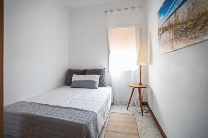 2 bedrooms apartment for rent in Poblenou, Spain - Image 10