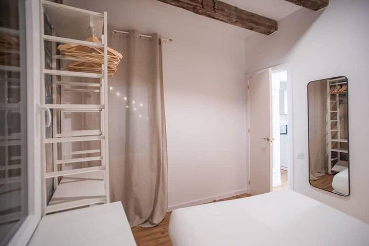 2 bedrooms apartment for rent in Gotic, Spain - Image 12