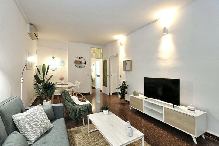 3 bedrooms apartment for rent in Sant Antoni, Spain - Image 4