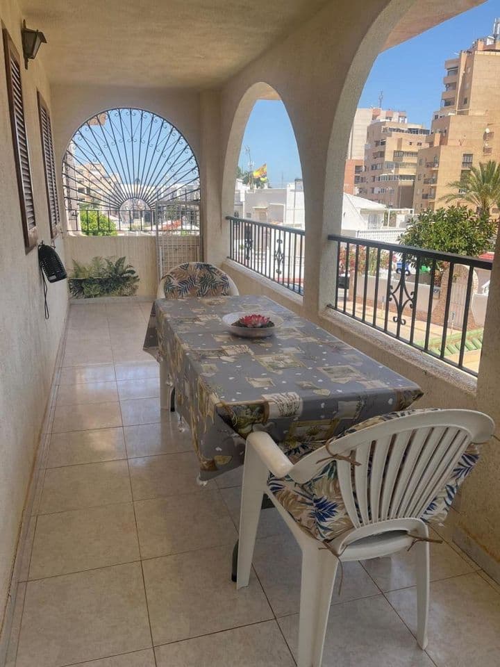 2 bedrooms apartment for rent in Torrevieja, Spain - Image 3