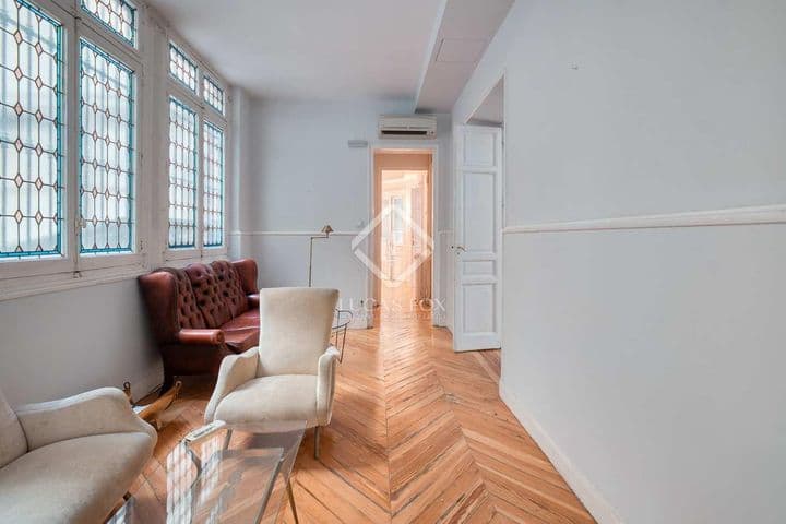 4 bedrooms apartment for sale in Madrid, Spain - Image 5