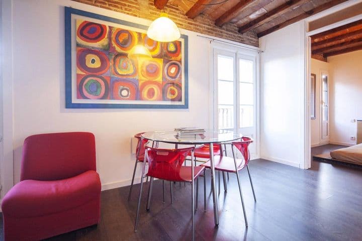 2 bedrooms apartment for rent in El Raval, Spain - Image 5