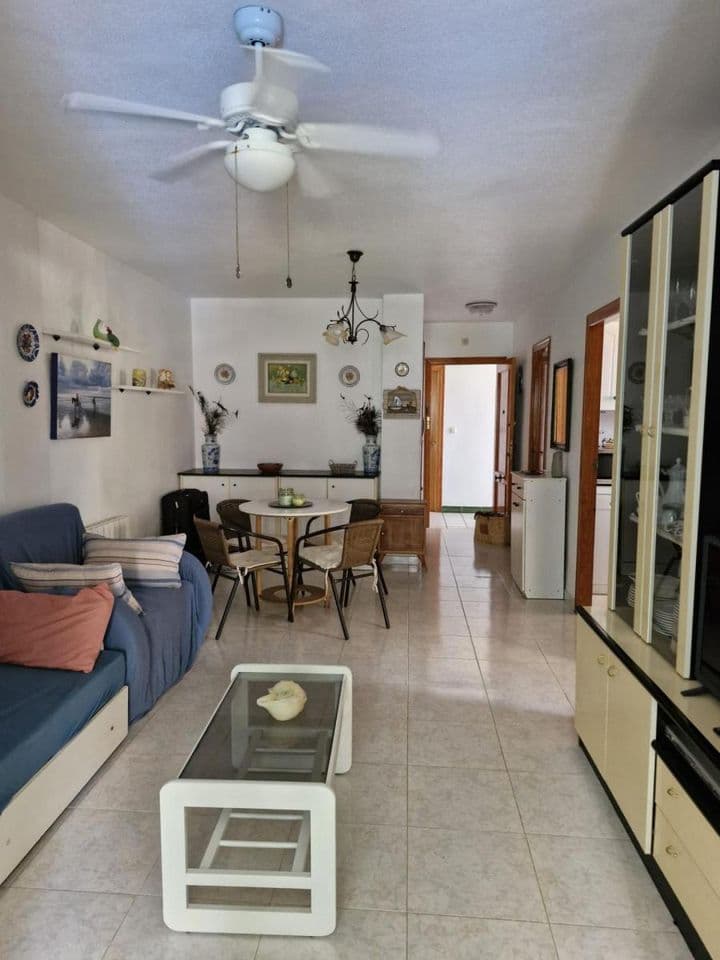 2 bedrooms apartment for rent in Torrevieja, Spain - Image 8