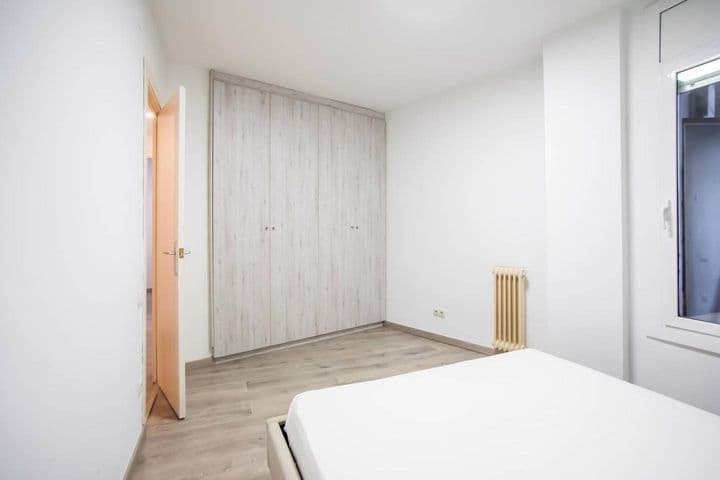 2 bedrooms apartment for rent in Poble Sec, Spain - Image 11