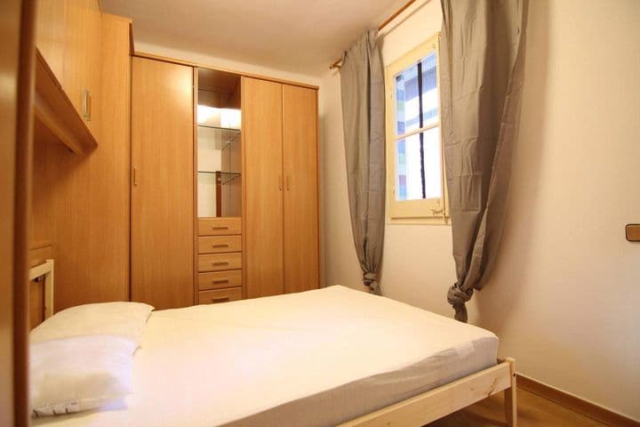 3 bedrooms apartment for rent in Barcelona, Spain - Image 10