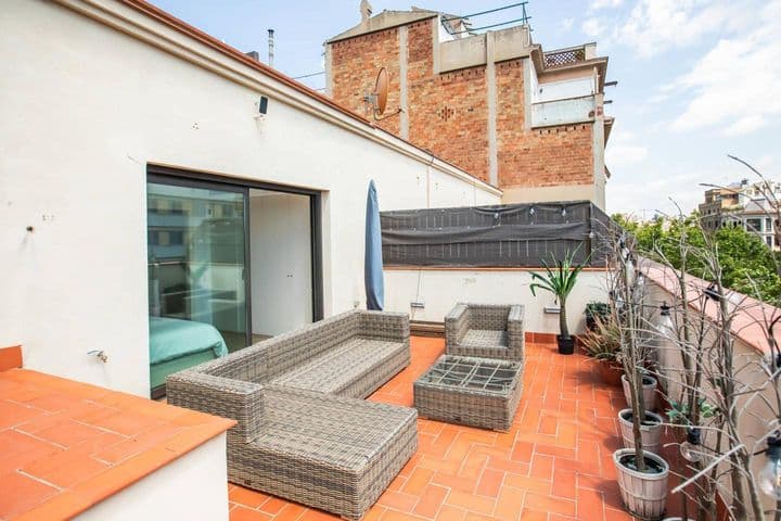 3 bedrooms apartment for rent in El Raval, Spain - Image 2