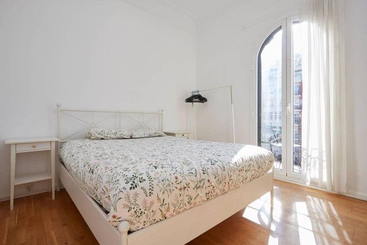 3 bedrooms apartment for rent in Sant Antoni, Spain - Image 9