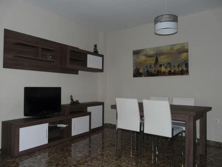 2 bedrooms apartment for rent in Vega de Granada, Spain - Image 7