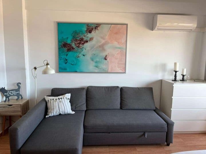 Apartment for rent in Centro, Spain - Image 9