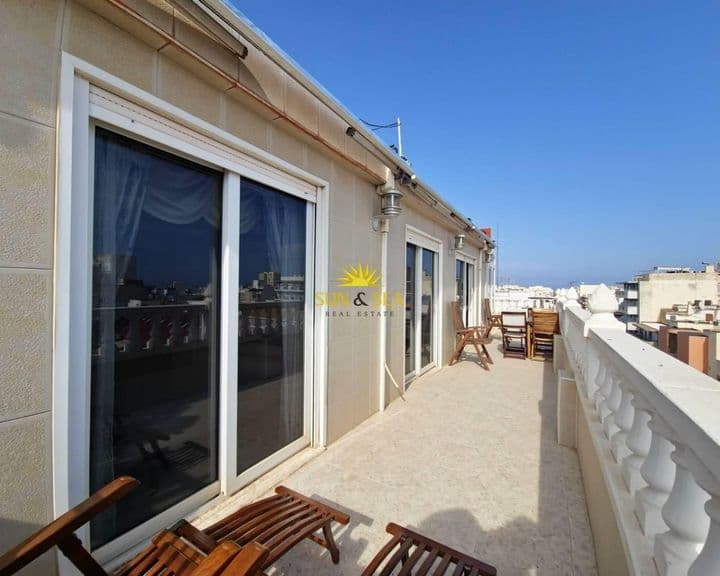 4 bedrooms house for rent in Centro - Muelle Pesquero, Spain - Image 2