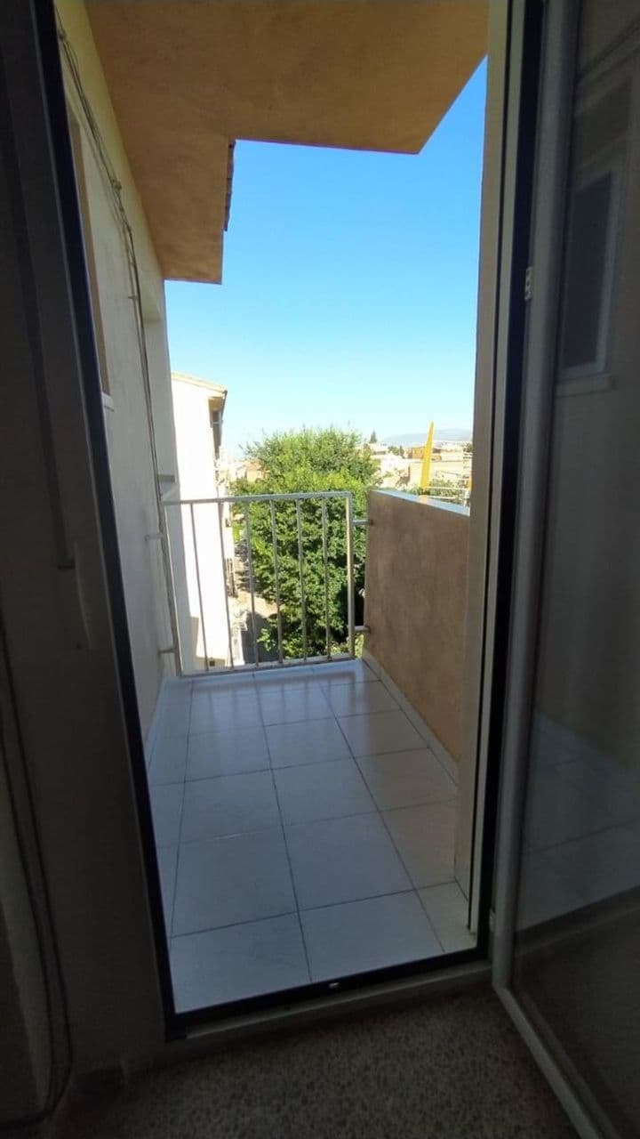 3 bedrooms apartment for rent in Granada, Spain - Image 2