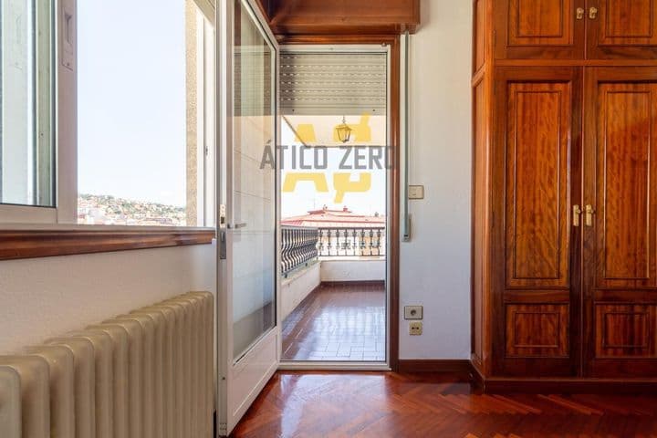 3 bedrooms apartment for rent in Vigo, Spain - Image 4