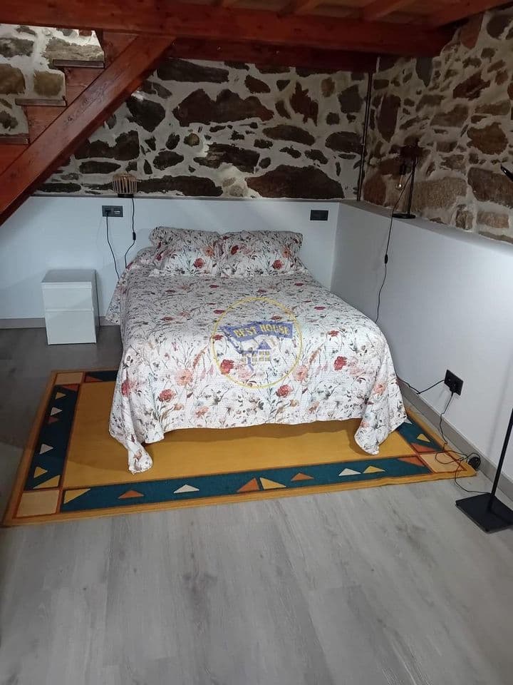 1 bedroom house for rent in Vigo, Spain - Image 4