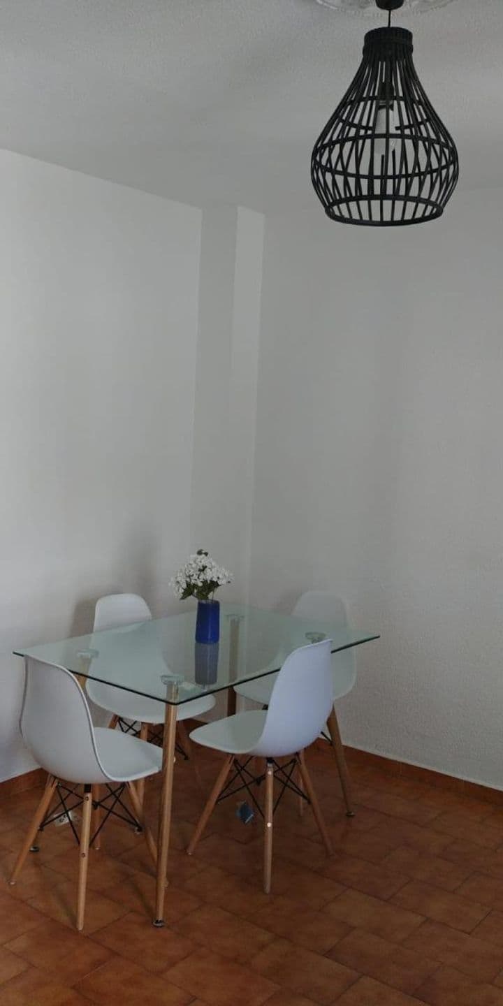 2 bedrooms apartment for rent in Albaicin, Spain - Image 3