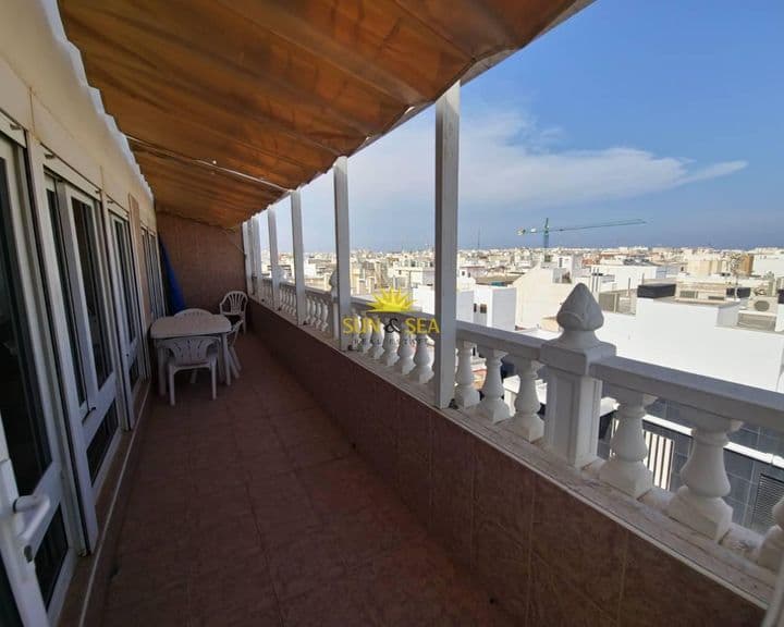 4 bedrooms house for rent in Centro - Muelle Pesquero, Spain - Image 8