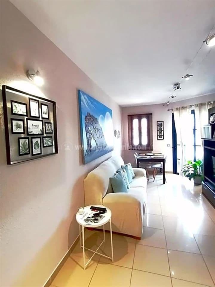 2 bedrooms apartment for sale in Costa del Silencio, Spain - Image 9