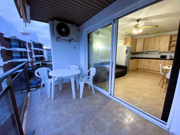 1 bedroom apartment for rent in Cambrils, Spain - Image 9