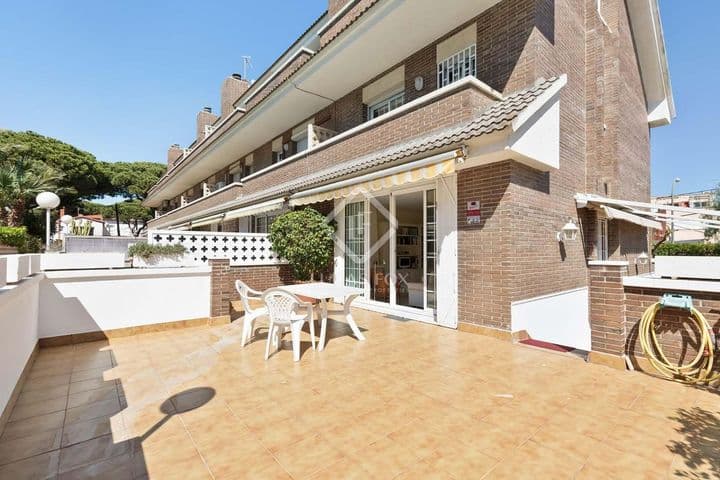 4 bedrooms house for rent in Castelldefels, Spain - Image 5