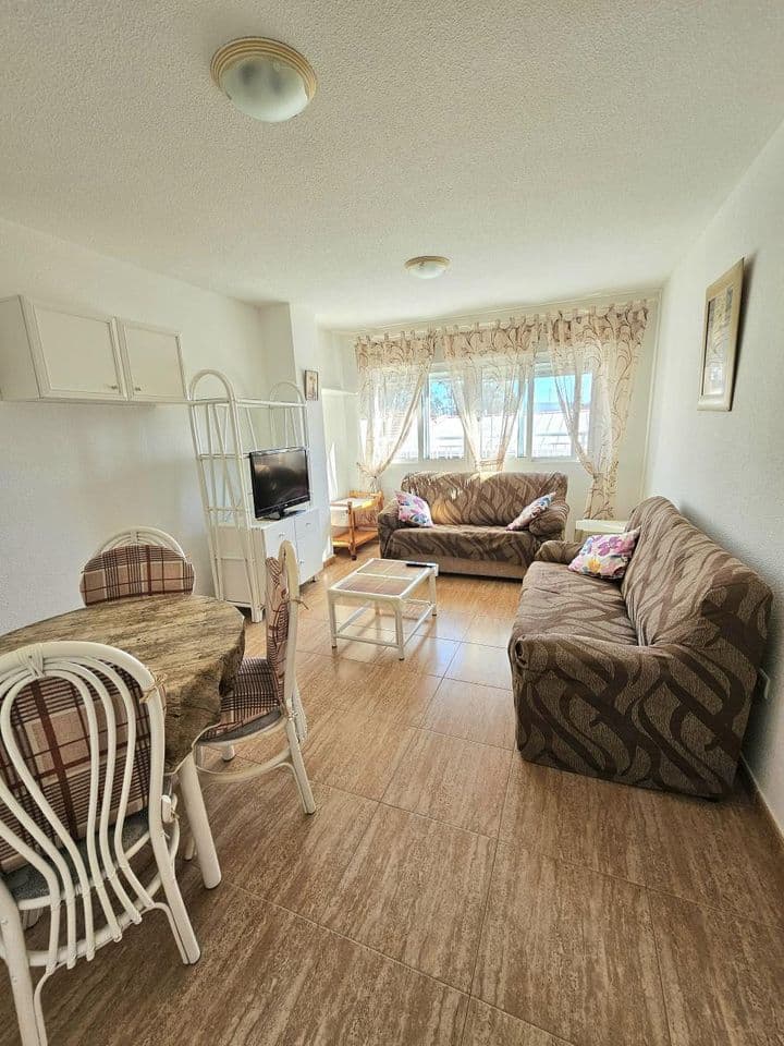 2 bedrooms apartment for rent in Zona Pueblo, Spain - Image 8