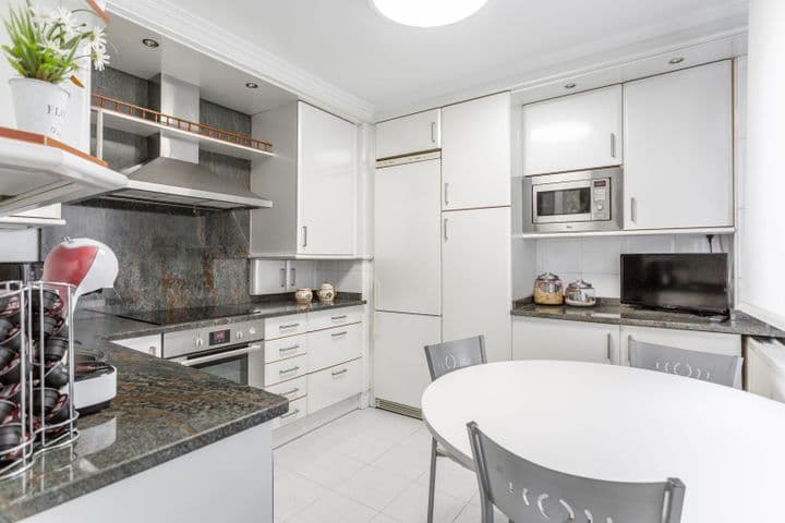 3 bedrooms apartment for sale in Pamplona, Spain - Image 8