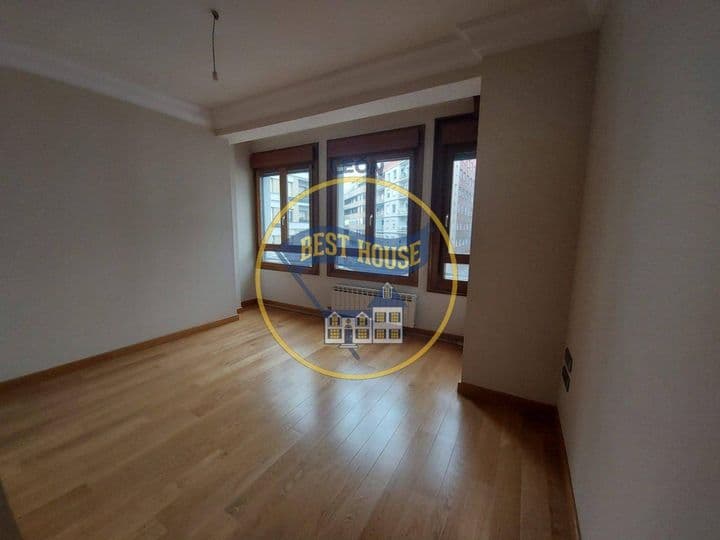 2 bedrooms apartment for sale in Leon, Spain - Image 3