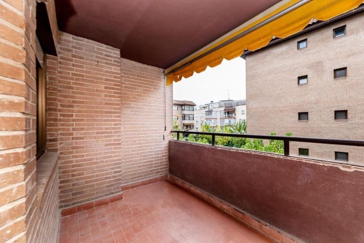 2 bedrooms apartment for rent in Majadahonda, Spain - Image 6