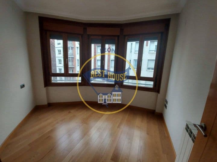 2 bedrooms apartment for sale in Leon, Spain - Image 2