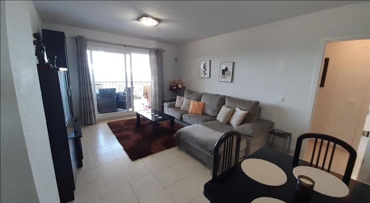 2 bedrooms apartment for rent in Riviera del Sol, Spain - Image 3