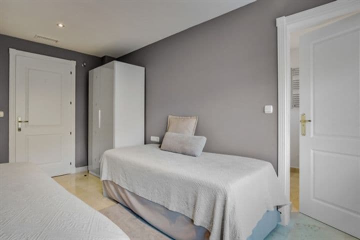 3 bedrooms apartment for sale in Marbella, Spain - Image 10