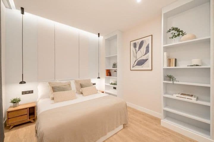 3 bedrooms apartment for sale in Madrid, Spain - Image 9