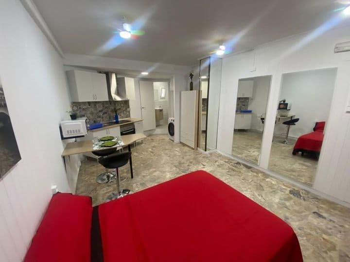 1 bedroom apartment for sale in Zaragoza, Spain - Image 3