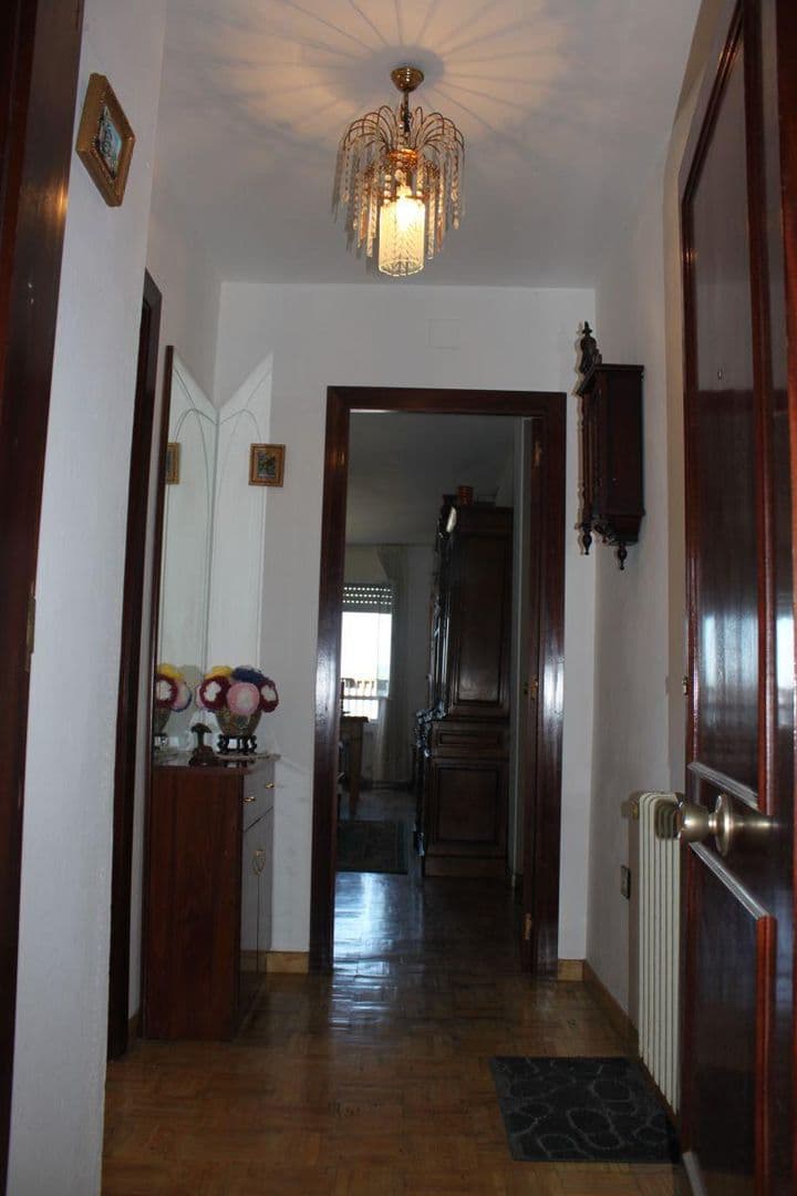 3 bedrooms apartment for sale in Oviedo, Spain - Image 4