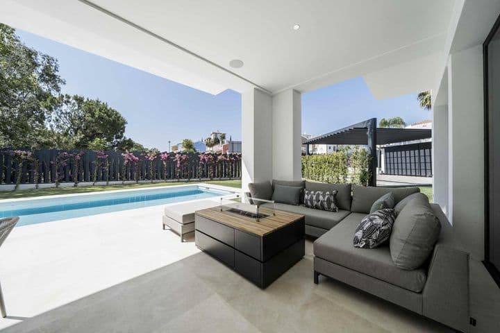 4 bedrooms house for sale in Estepona, Spain - Image 8