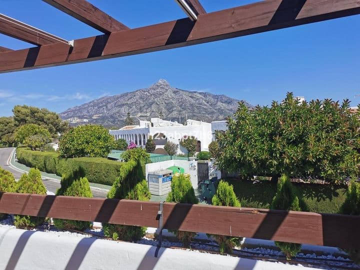 3 bedrooms apartment for sale in Nueva Andalucia, Spain - Image 4