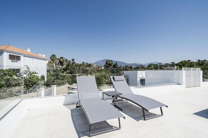 4 bedrooms house for sale in Estepona, Spain - Image 9