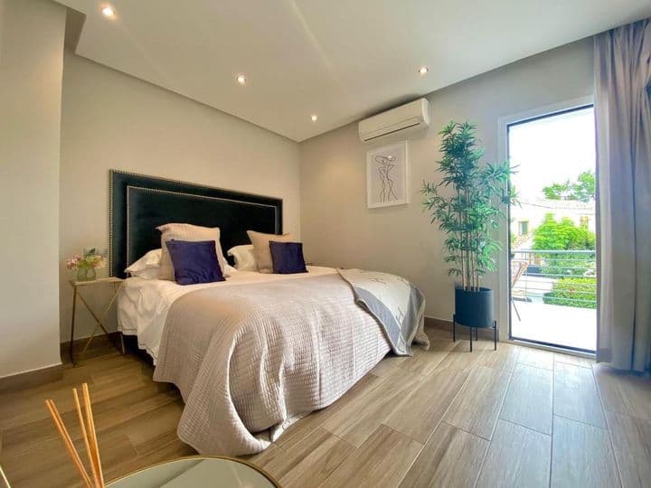 4 bedrooms house for sale in Estepona, Spain - Image 9