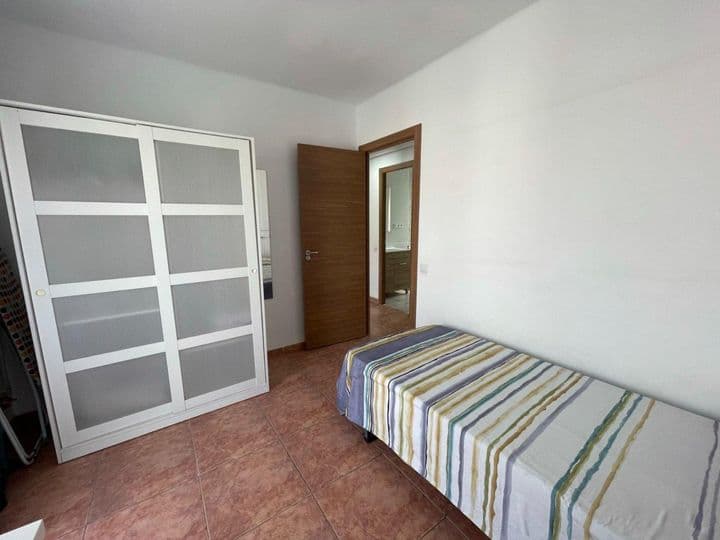 3 bedrooms apartment for rent in Valencia, Spain - Image 11