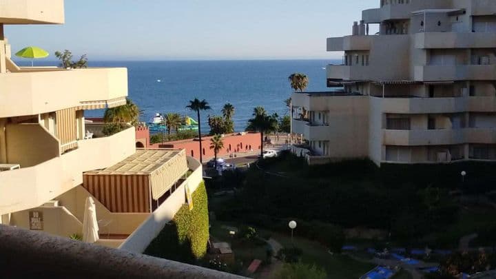 Apartment for rent in Parque de la Paloma, Spain - Image 2