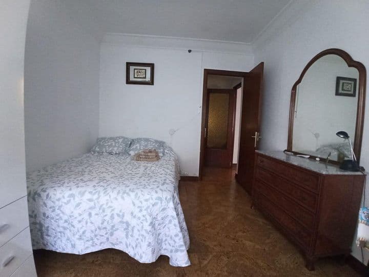 3 bedrooms apartment for rent in Santander, Spain - Image 12