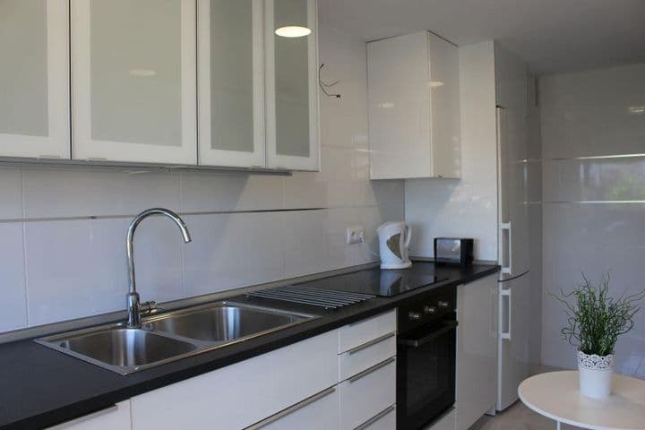 3 bedrooms apartment for rent in Valencia, Spain - Image 10